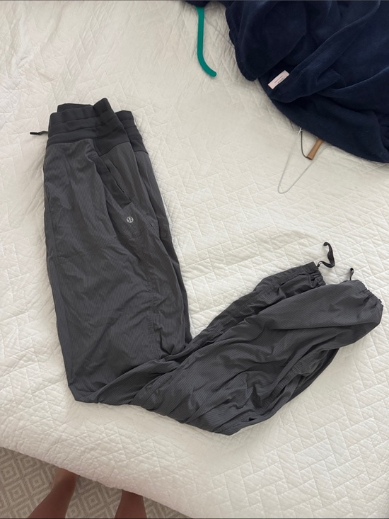 lululemon athletica Pants - lululemon athletica women’s joggers